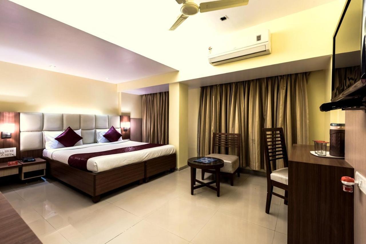 Hotel Aishwarya Residency Navi Mumbai Exterior photo